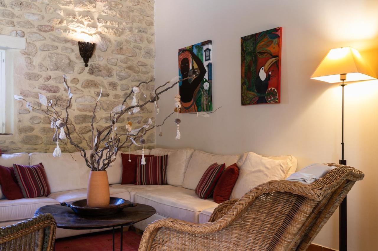 Gites Domaine Des Machottes Grans Екстериор снимка